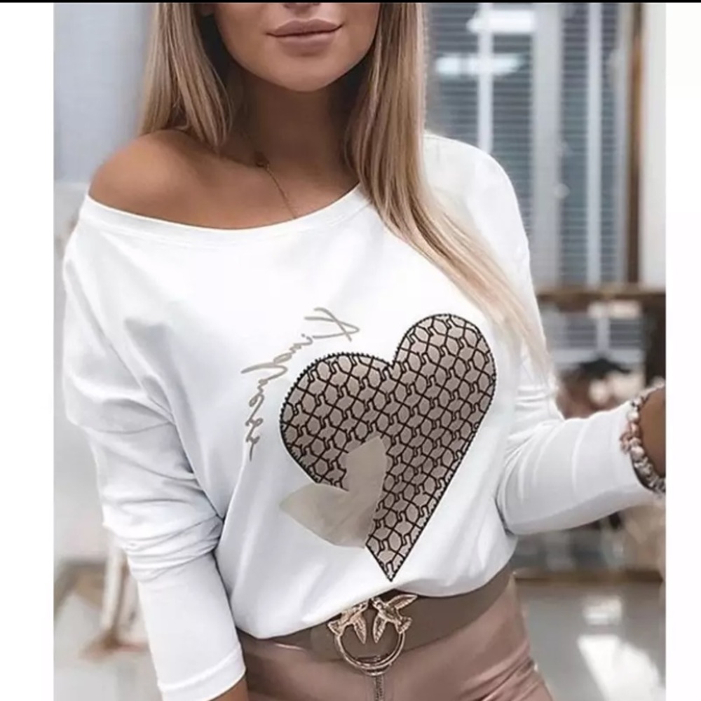 ⚜️White Cute Long Sleeve Heart Blouse top, Chic Casual Graphic Round neck Top⚜️